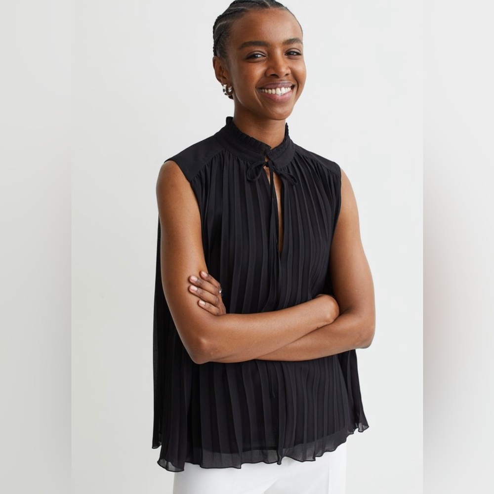 H&M Black Pleated Blouse